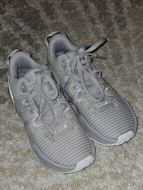 Nike LeBron Witness 7 Wolf Grey Size 7.5 Women's